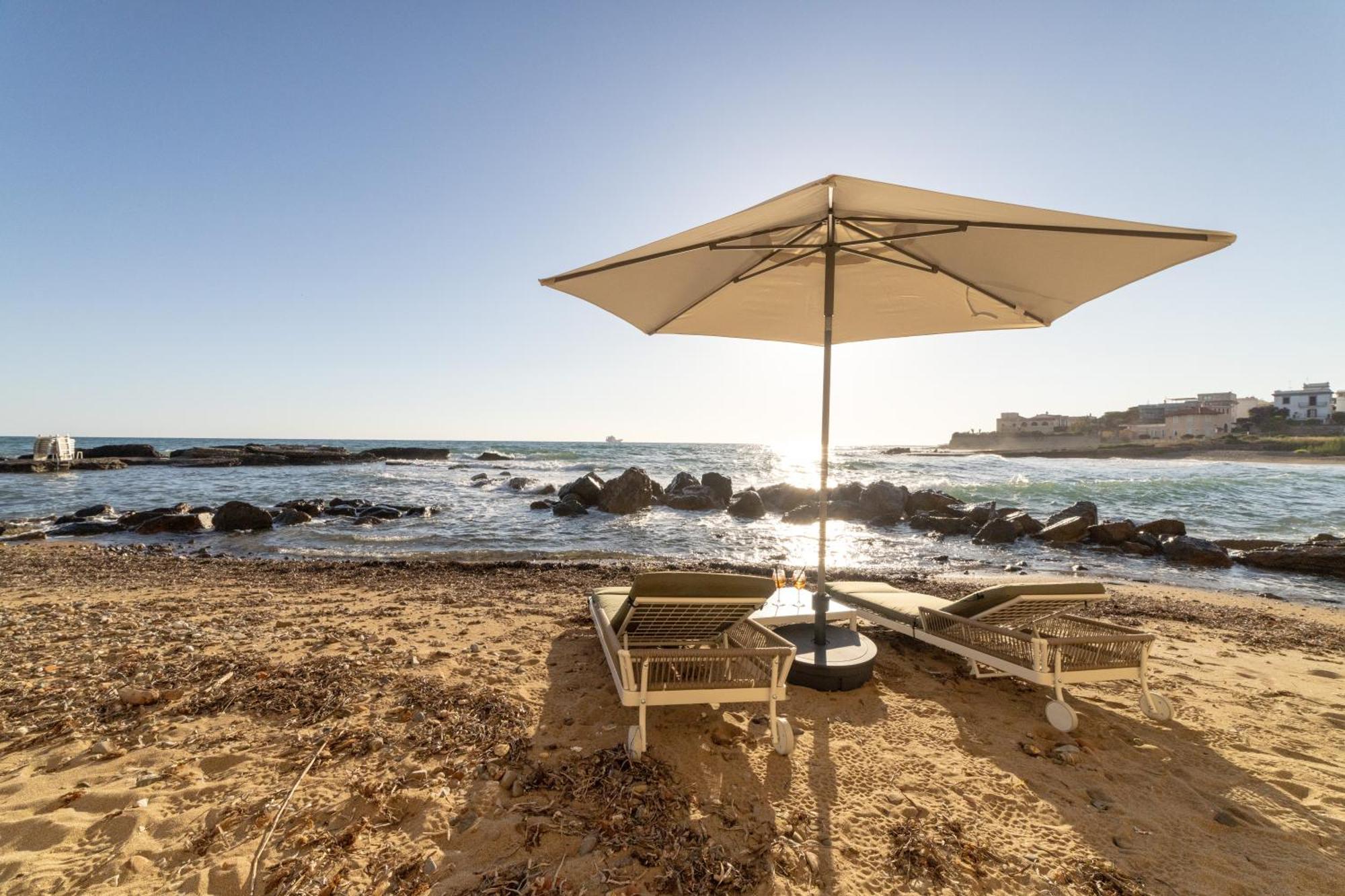 Le Suites Sul Mare Di Esterina Civitavecchia Kültér fotó