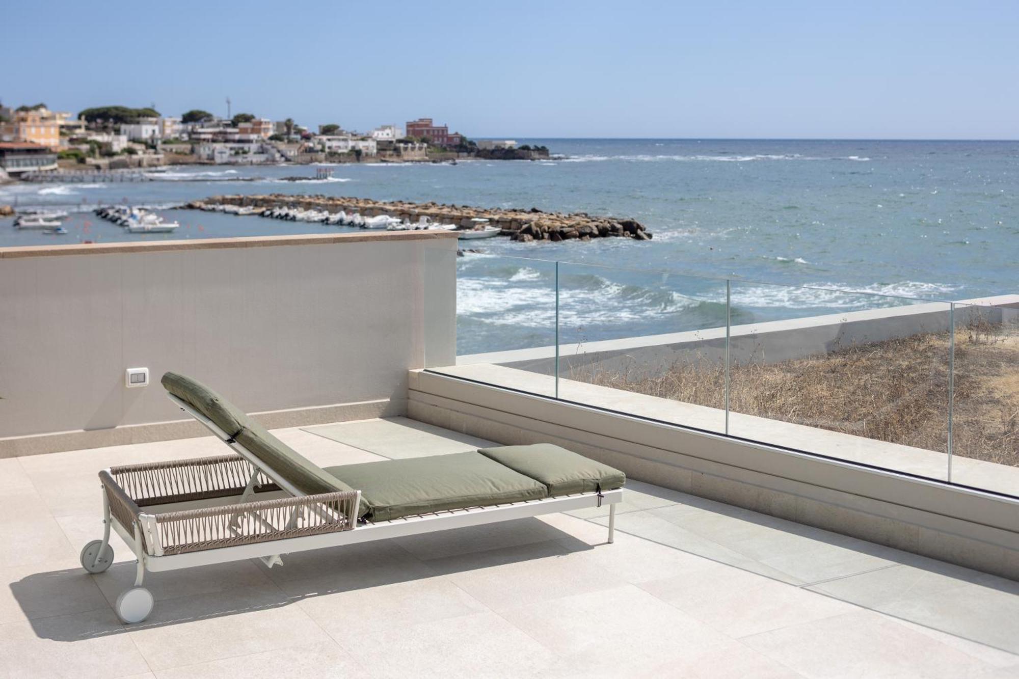 Le Suites Sul Mare Di Esterina Civitavecchia Kültér fotó